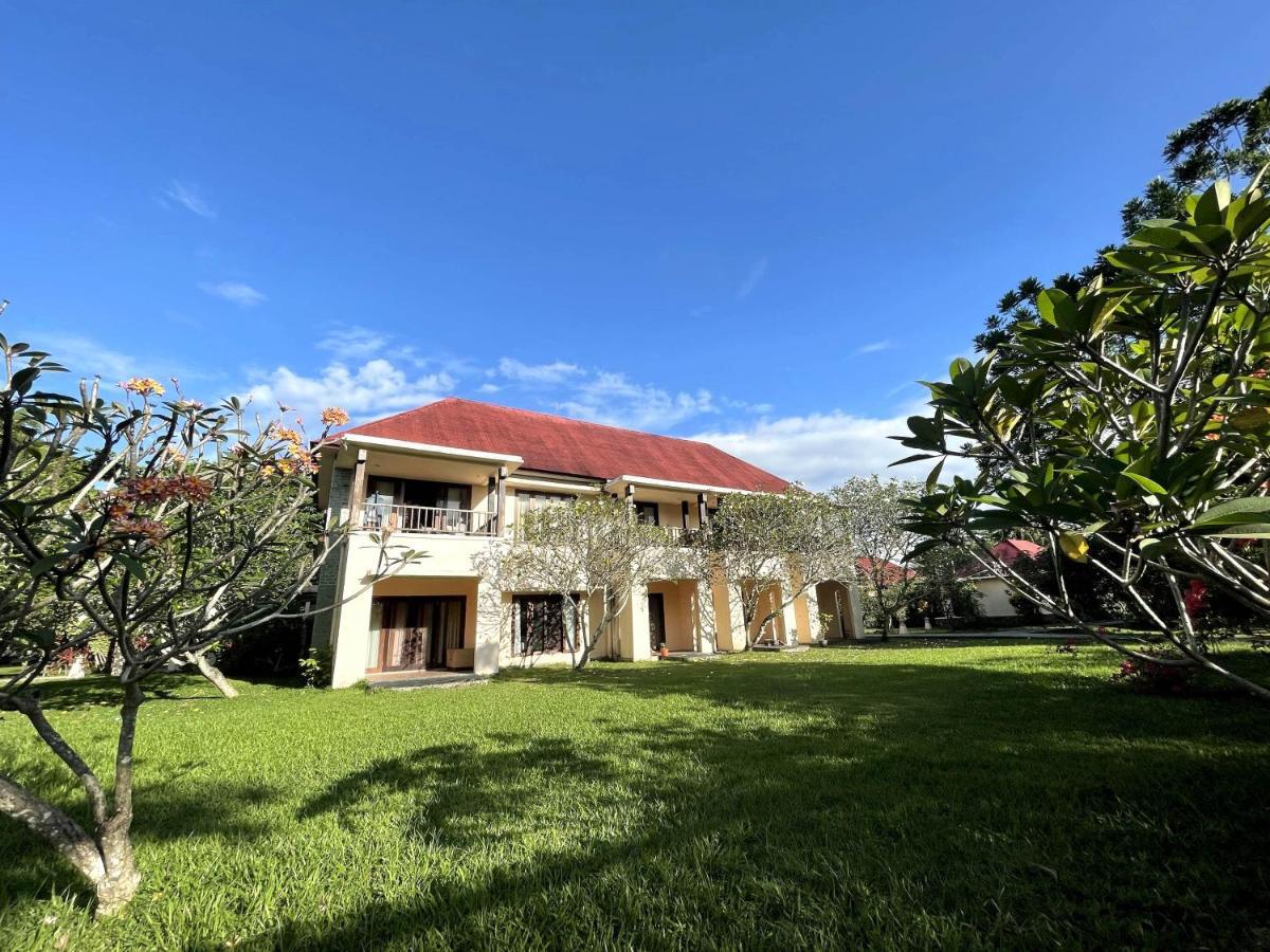 NDC Resort&Spa Manado Exterior foto