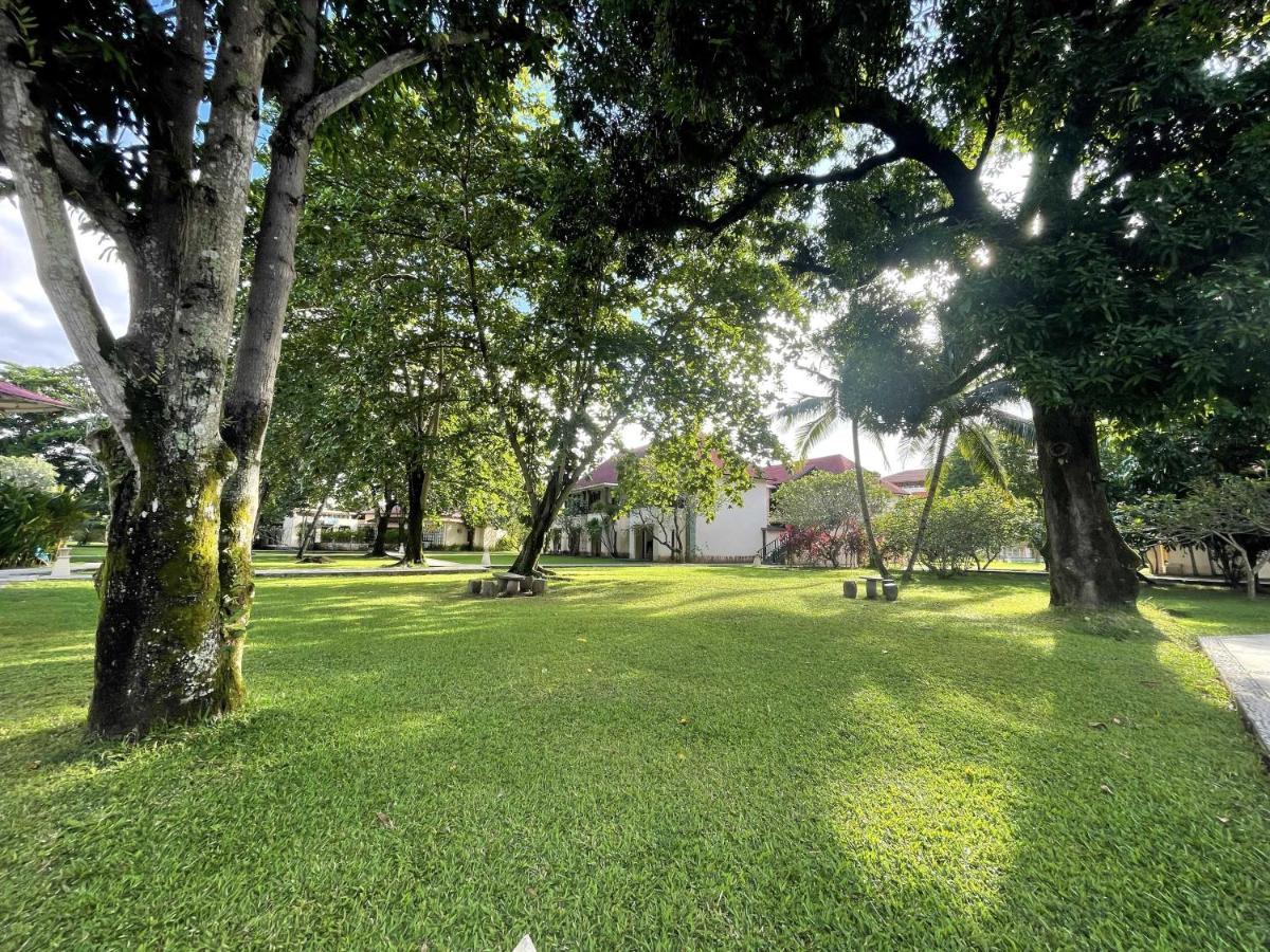 NDC Resort&Spa Manado Exterior foto