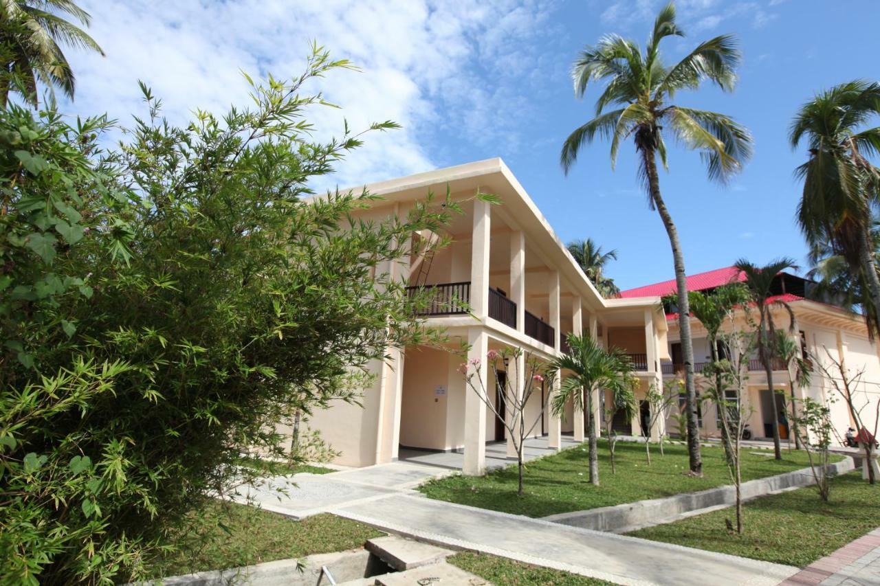 NDC Resort&Spa Manado Exterior foto